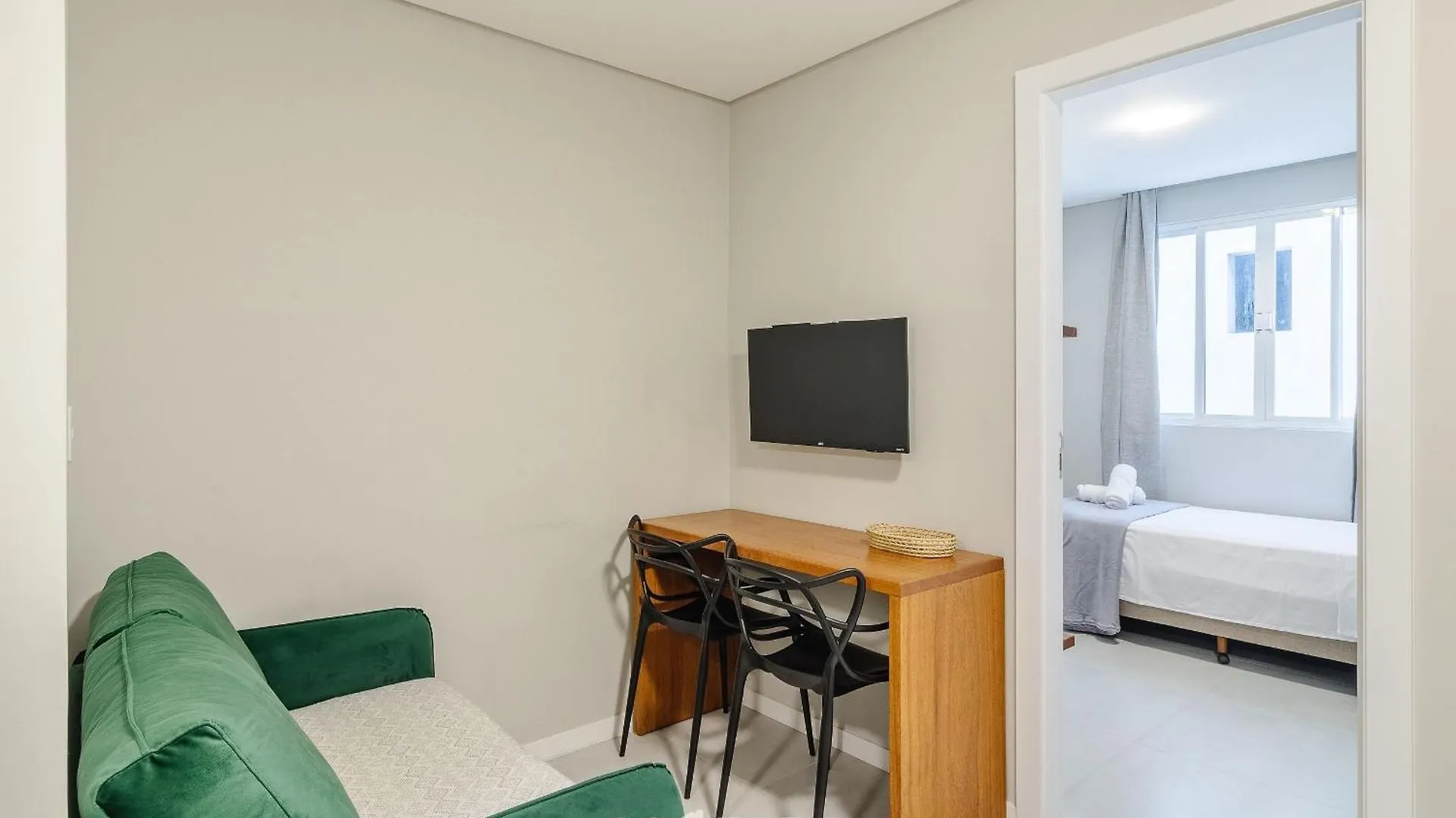 Estudios Na Barra Em Balneario Camboriu - Dpr